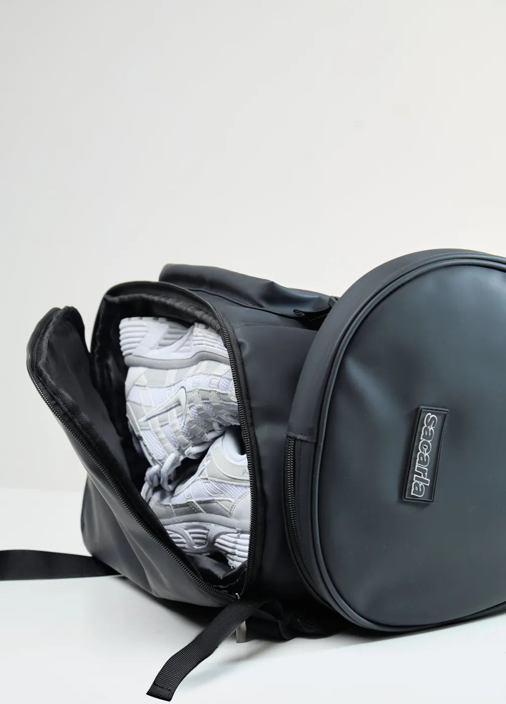 Shoe compartment